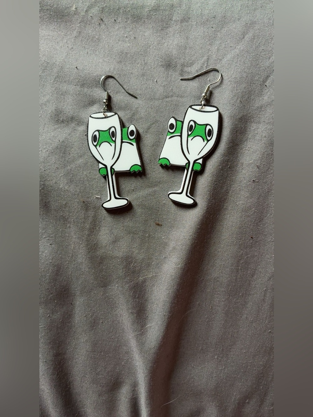 Novelty Frog-in-Wine-Glass Earrings - Green and White